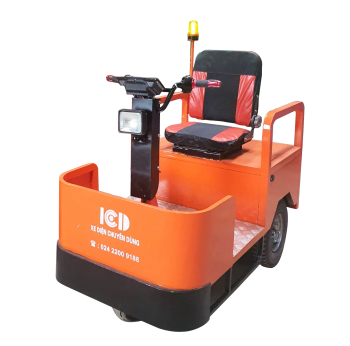 Xe kéo hàng nhà xưởng