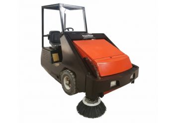 Xe quét công nghiệp chạy dầu PowerBoss Armadillo 9X (Mỹ)