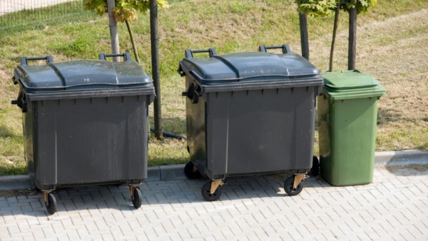 Bánh xe giúp việc vận chuyển đến điểm tập kết dễ dàng hơn