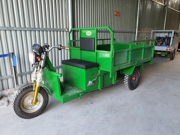 Xe chở rác 3 bánh có ben nâng tự động, dung tích chứa lớn