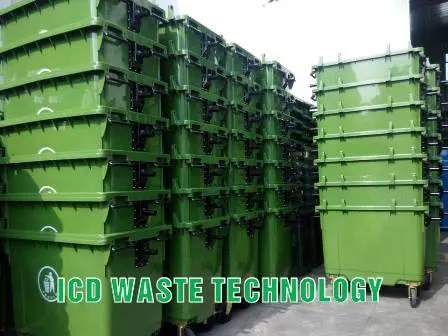 Thùng rác nhựa 660L màu xanh xếp chồng tại kho ICD