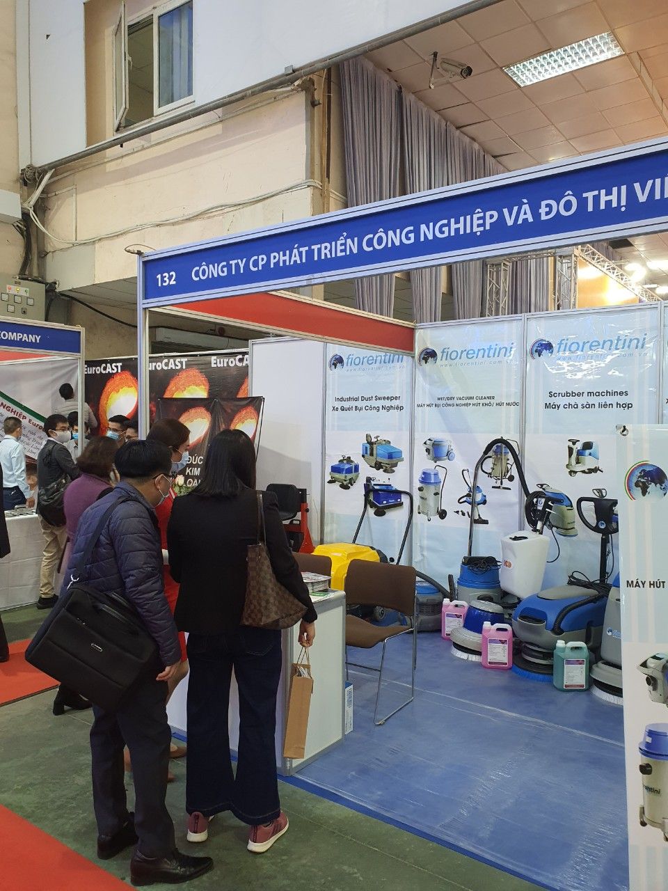 Một vài hình ảnh gian hàng Máy vệ sinh công nghiệp Fiorentini tại Triển lãm VIMEXPO 2020 - hình 3