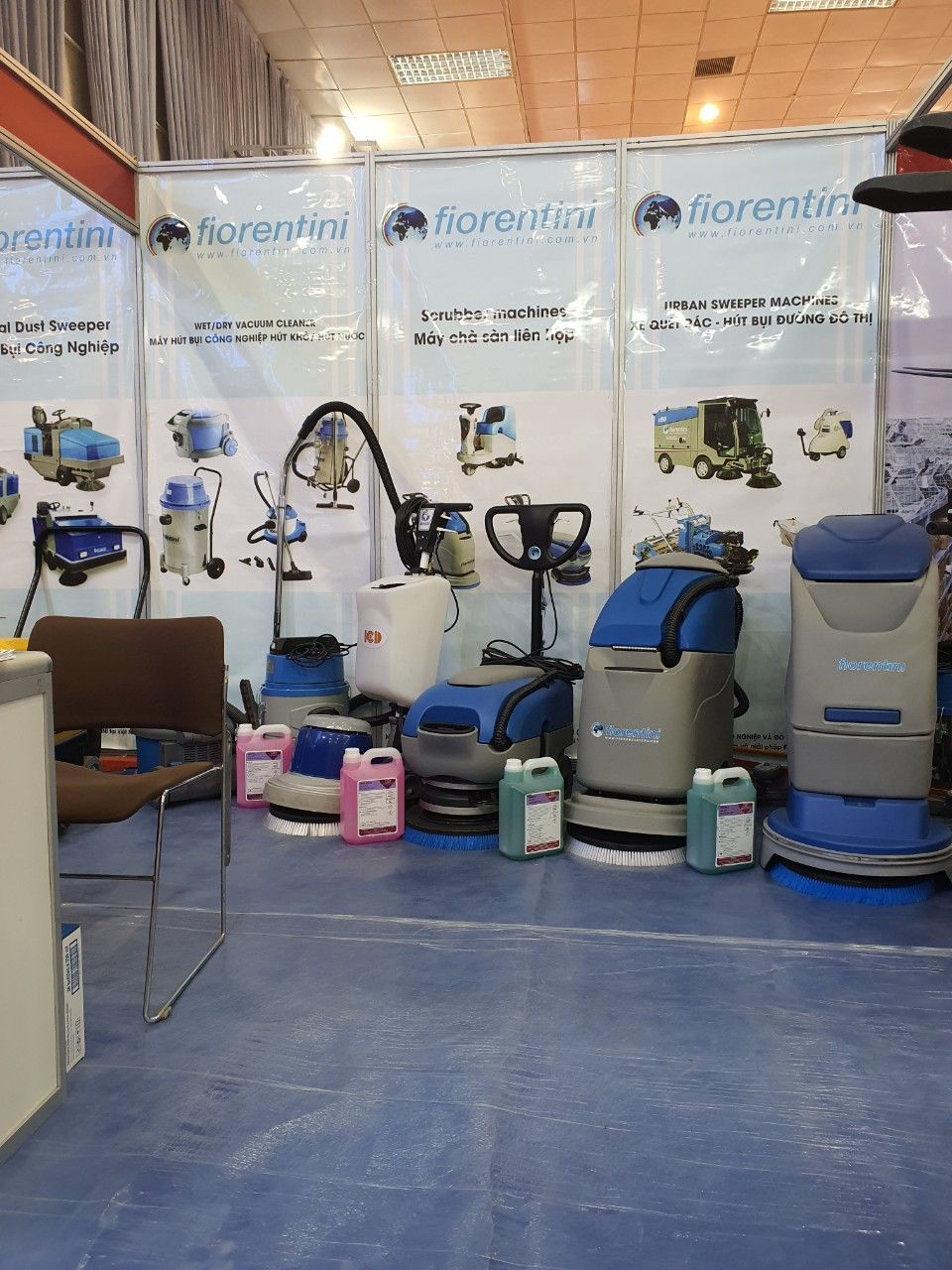 Một vài hình ảnh gian hàng Máy vệ sinh công nghiệp Fiorentini tại Triển lãm VIMEXPO 2020 - hình 2