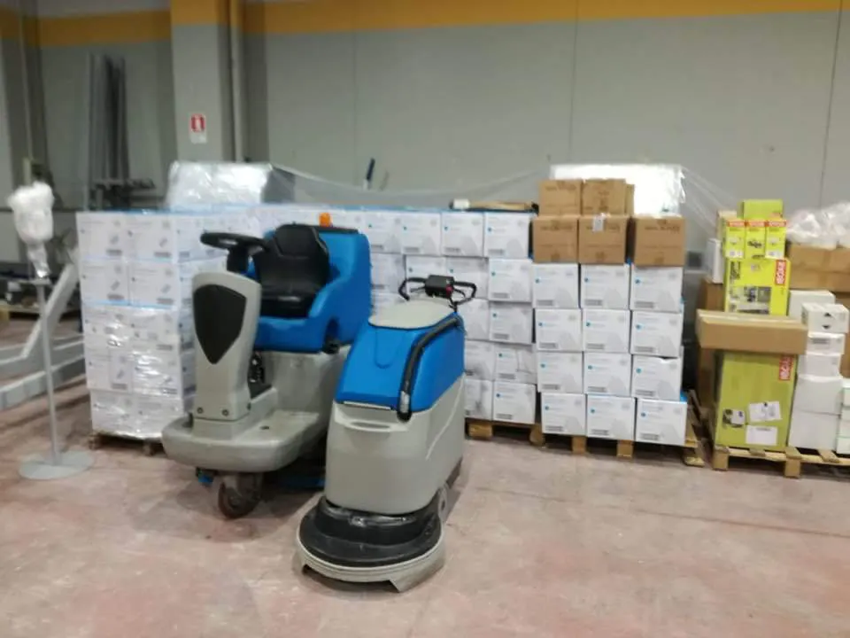 Tại sao máy chà sàn liên hợp lại là sự lựa chọn hàng đầu?