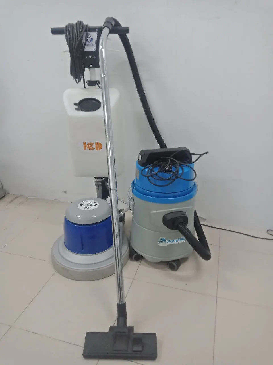 Tại sao máy chà sàn liên hợp lại là sự lựa chọn hàng đầu?