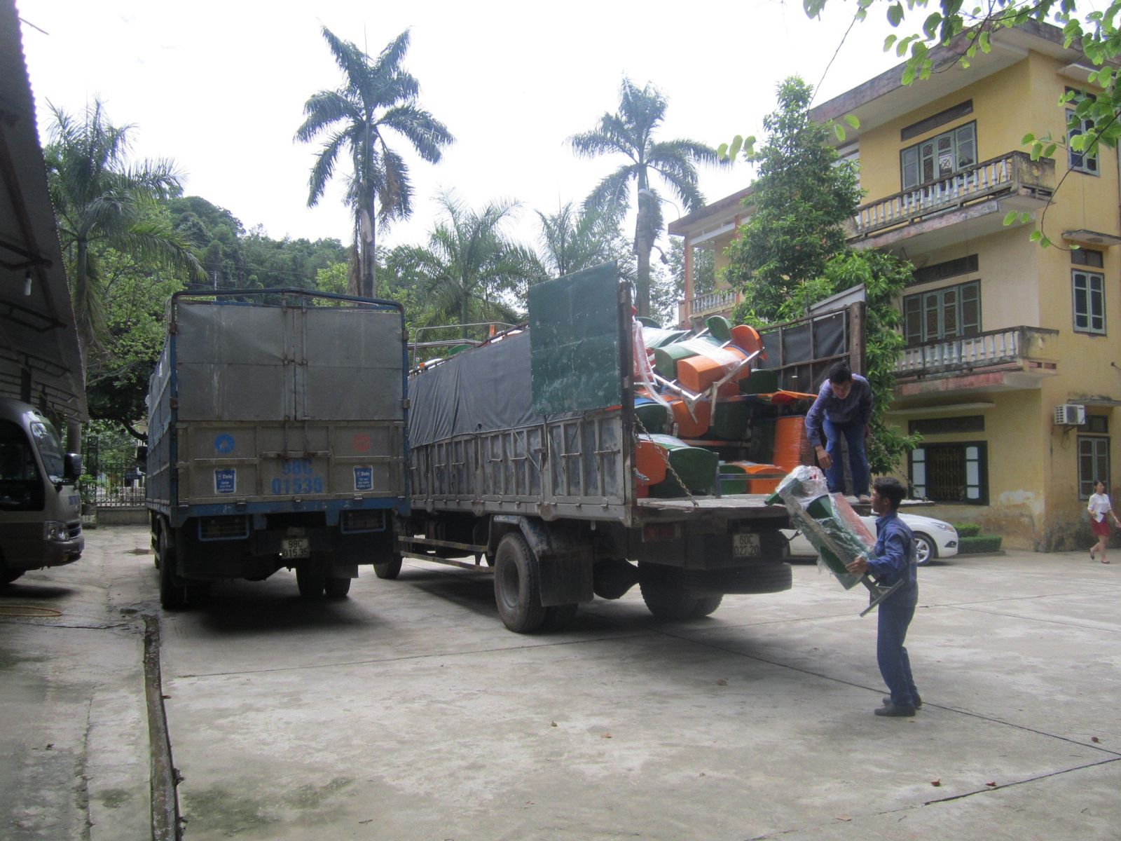 ICD bàn giao thùng rác cho dự án phân loại rác tại nguồn tại Lào Cai - hình 1