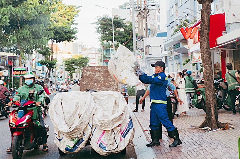 Chuyên nghiệp thu gom rác để nâng hiệu quả, không có thất thoát hay mập mờ - hình 5