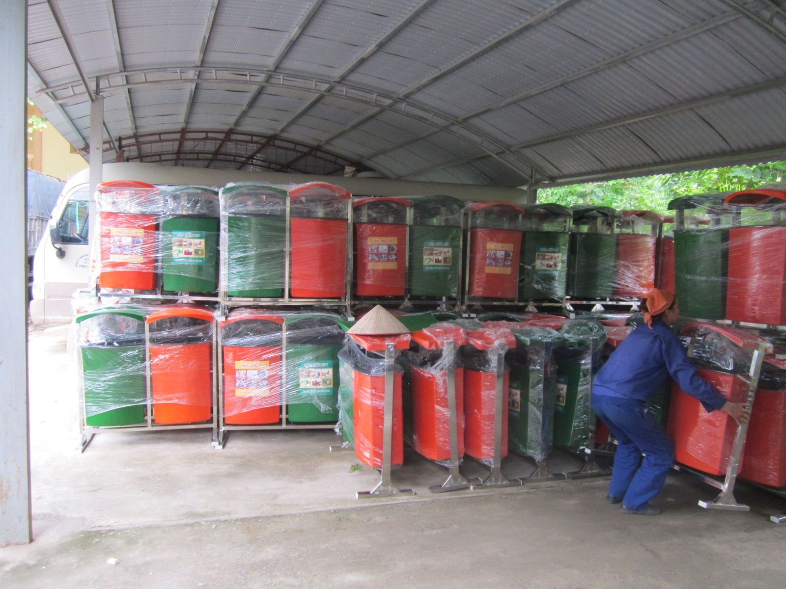 ICD bàn giao thùng rác cho dự án phân loại rác tại nguồn tại Lào Cai - hình 4