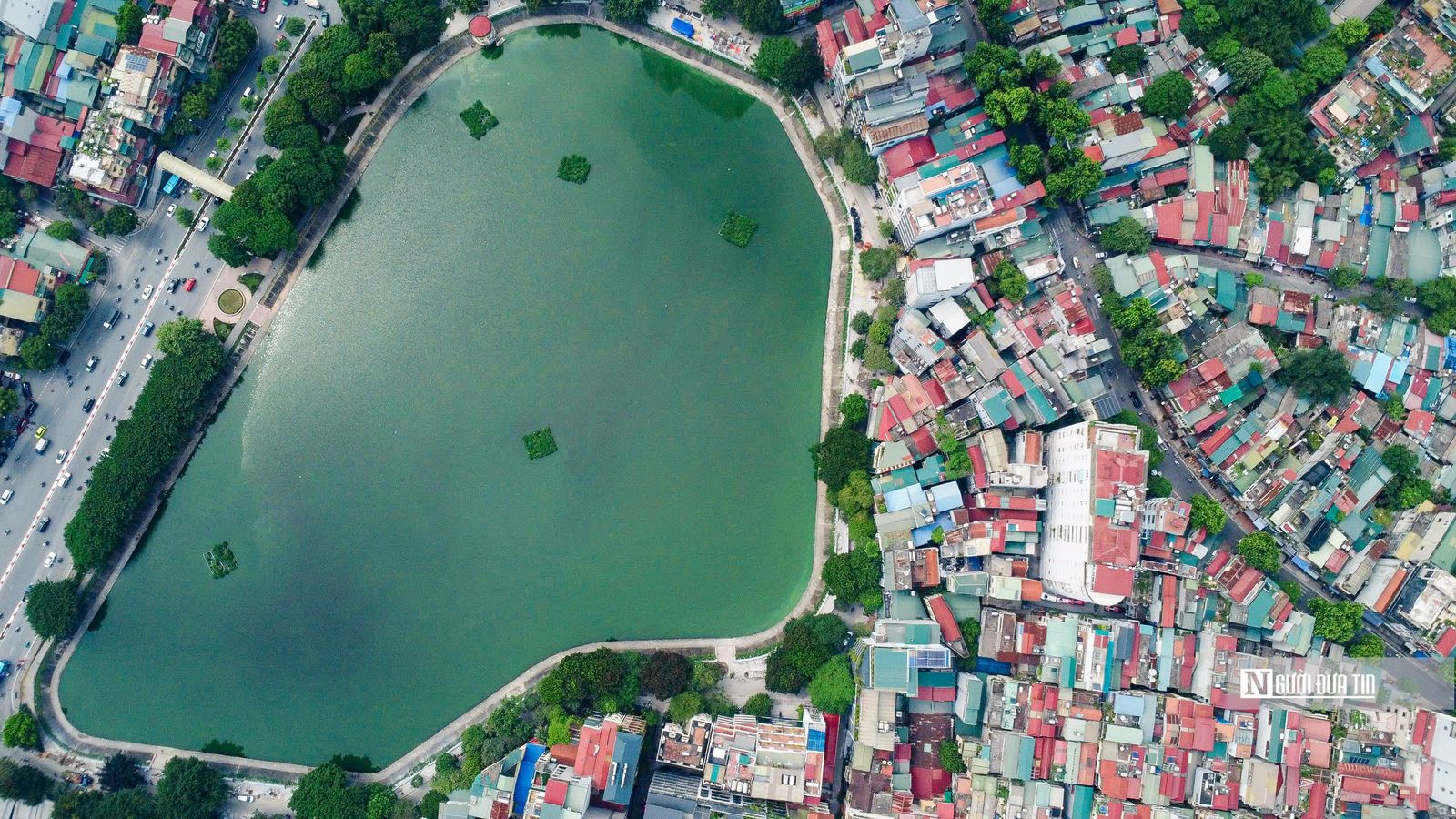 Hà Nội: Gắn biển công trình chỉnh trang hồ Ngọc Khánh - hình 4
