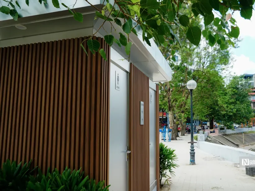 Hà Nội: Gắn biển công trình chỉnh trang hồ Ngọc Khánh