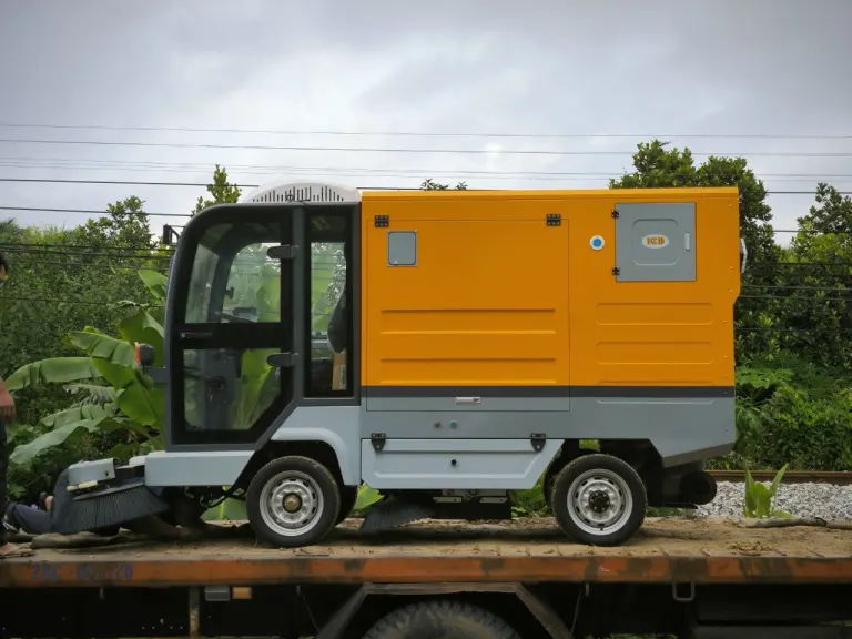 Xe quét S1800 tại các nhà máy - ảnh 10
