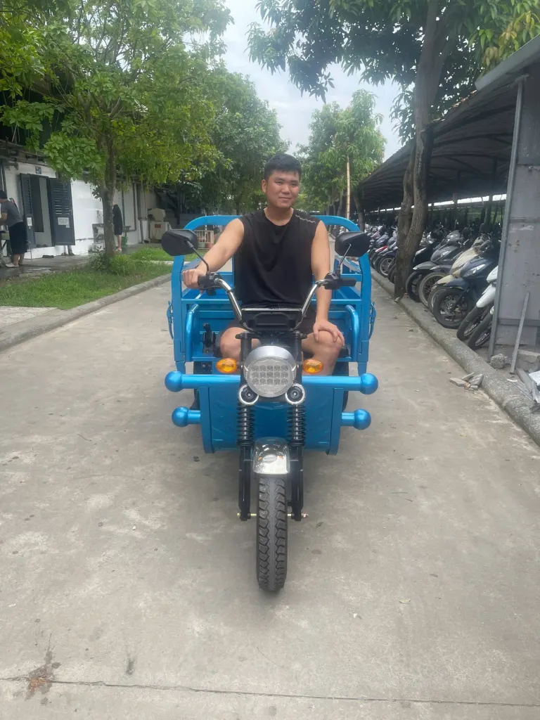Thiết bị và phương tiện chuyên dụng