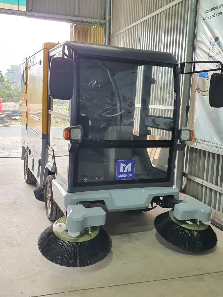 Xe quét S1800 tại các nhà máy - ảnh 3