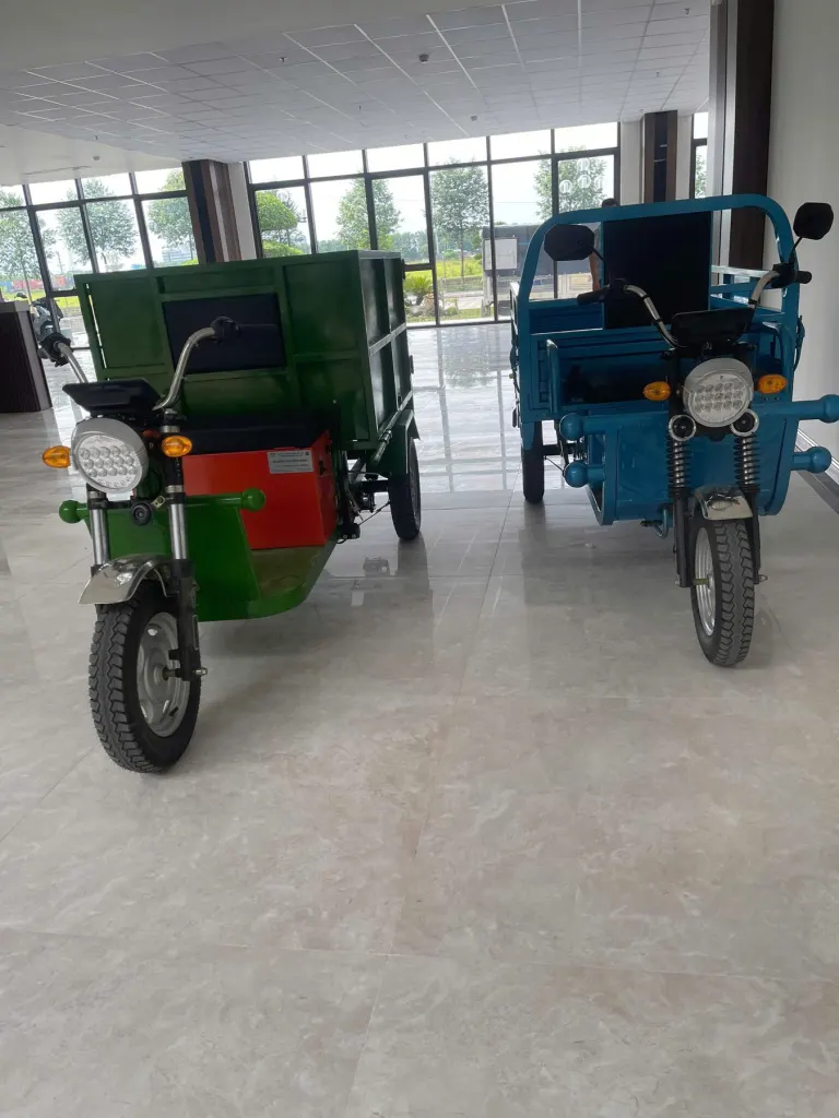 Xe điện ba bánh thu gom và chở hàng - ảnh 2