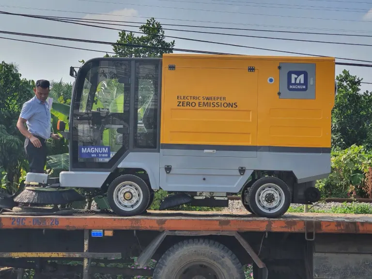 Xe quét S1800 tại các nhà máy - ảnh 9