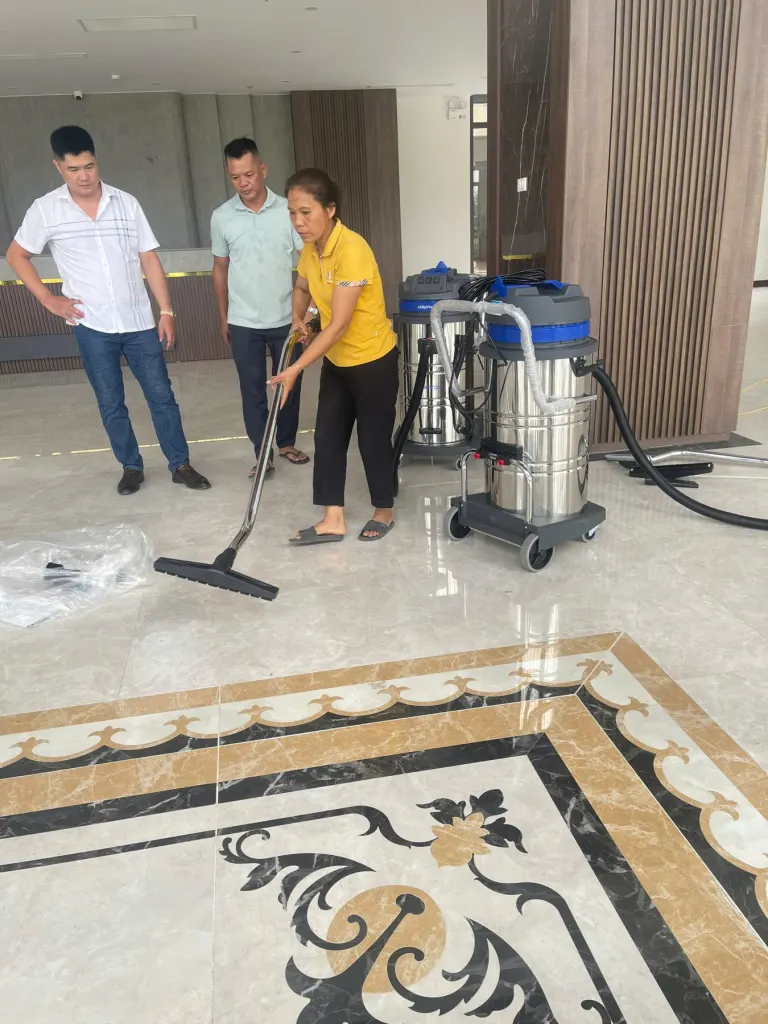 Xe điện ba bánh thu gom và chở hàng - ảnh 5
