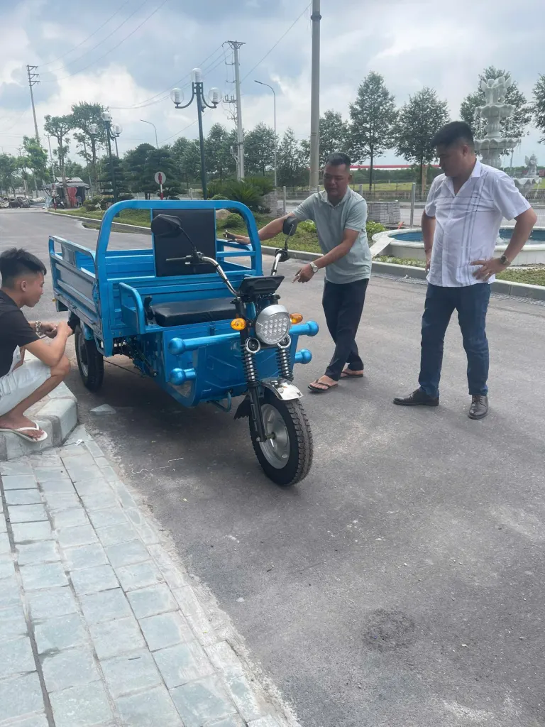 Xe điện ba bánh thu gom và chở hàng - ảnh 6
